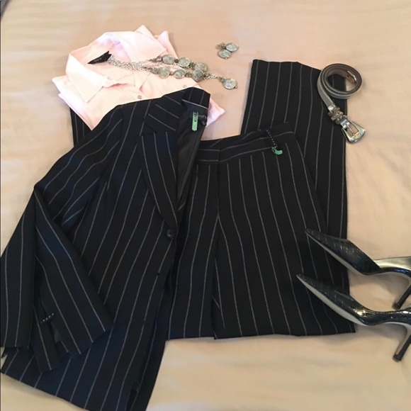 Anne Klein Pants - Anne Klein Pinstripe Pant Suit